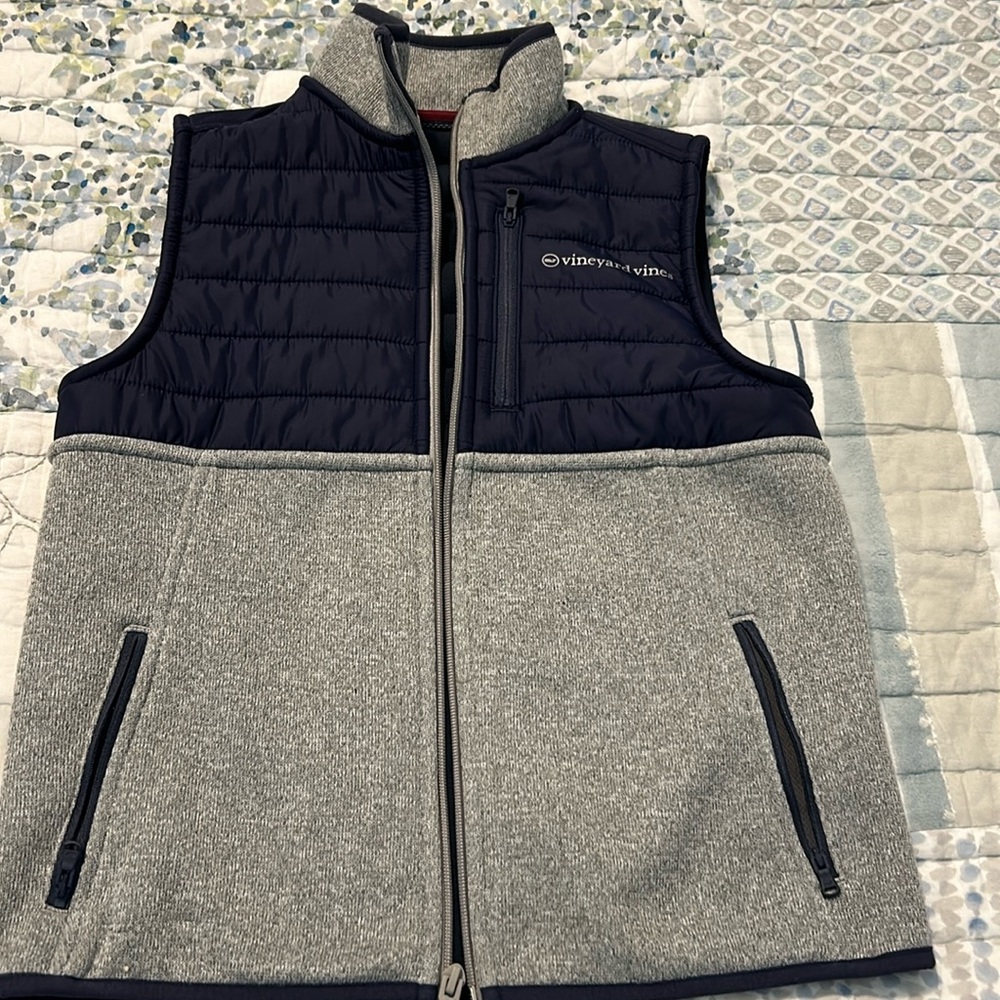 Vineyard Vined Boys vest